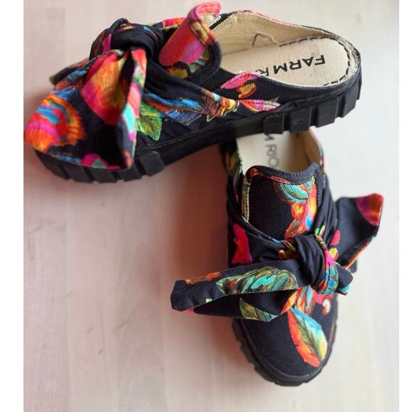 FARM Rio Shoes - Farm rio   CASHEW PLATFORM MULE IN CASHEW BLACK size 7.5